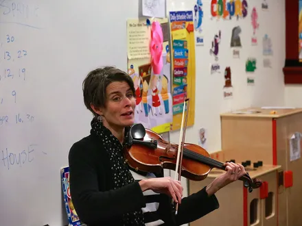 CCÉ Boston musicians and dancers in the community